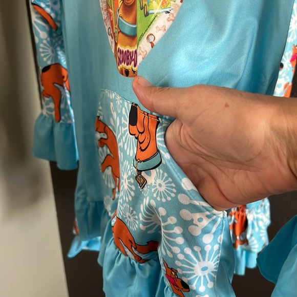 Scooby Doo, hoodie top with long pants, size 6/7. Ruffled hem. So SOFT. - Picture 3 of 5